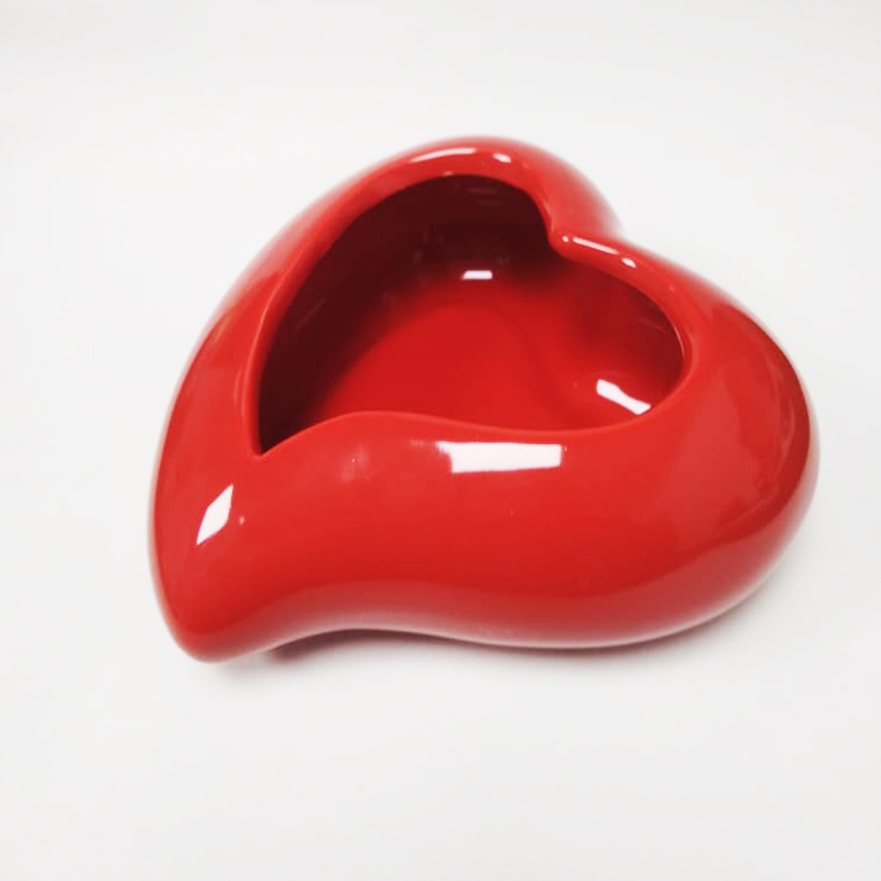 Vaso Cerâmico Vermelho em forma de coração 15.5x7cm